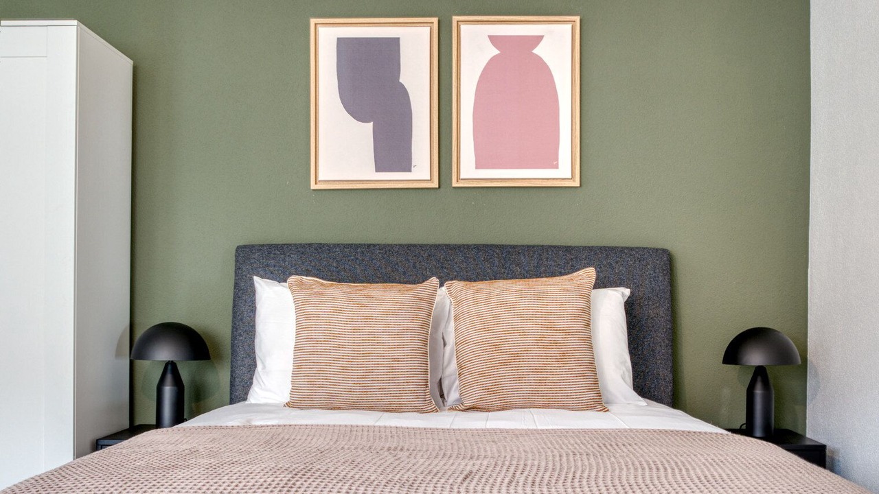 Photo of Bedroom in Iselin