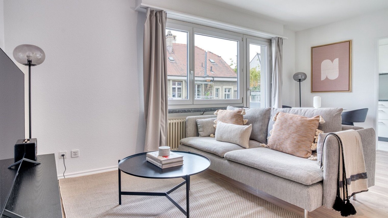 Photo of Livingroom in Iselin