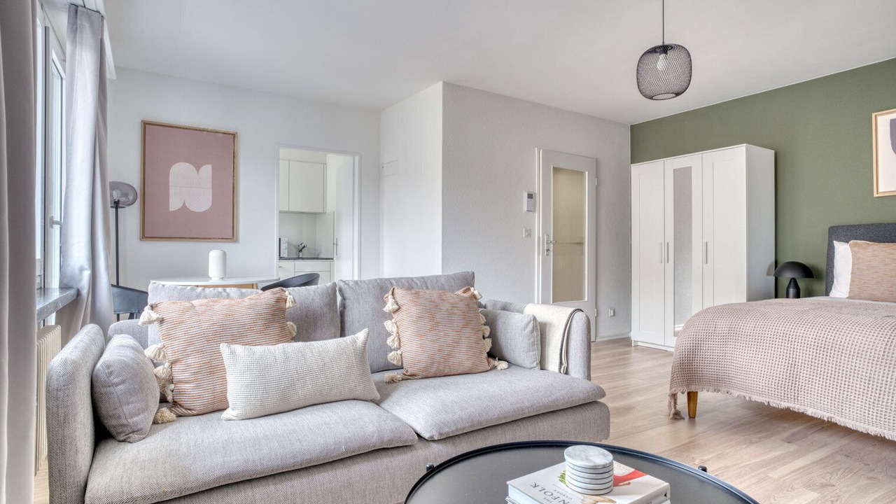 Photo of Bedroom in Iselin