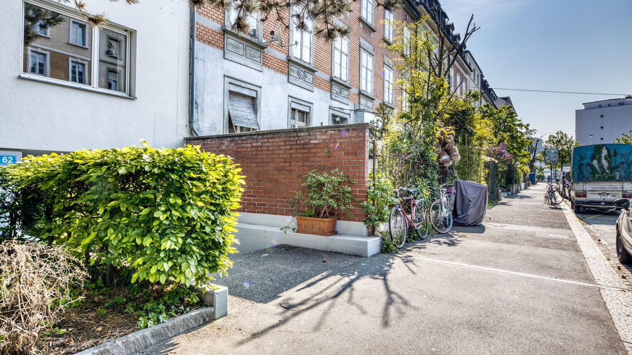 Photo of Outdoor in Iselin