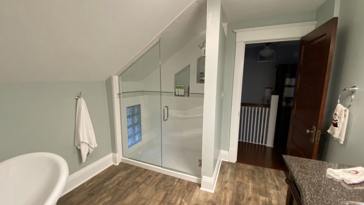 Photo of Bathroom in Roseland
