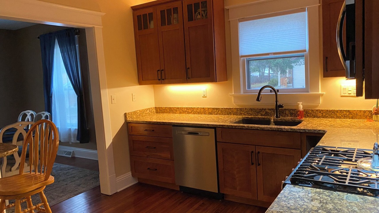Photo of Kitchen in Roseland