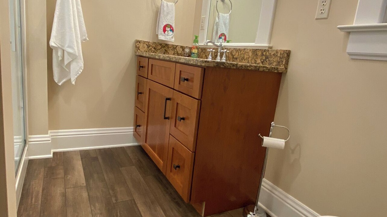 Photo of Bathroom in Roseland