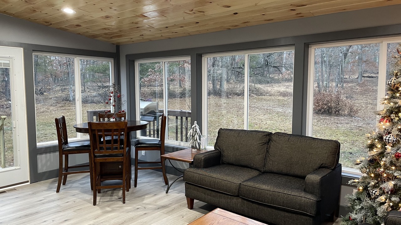 Photo of Livingroom in Branch
