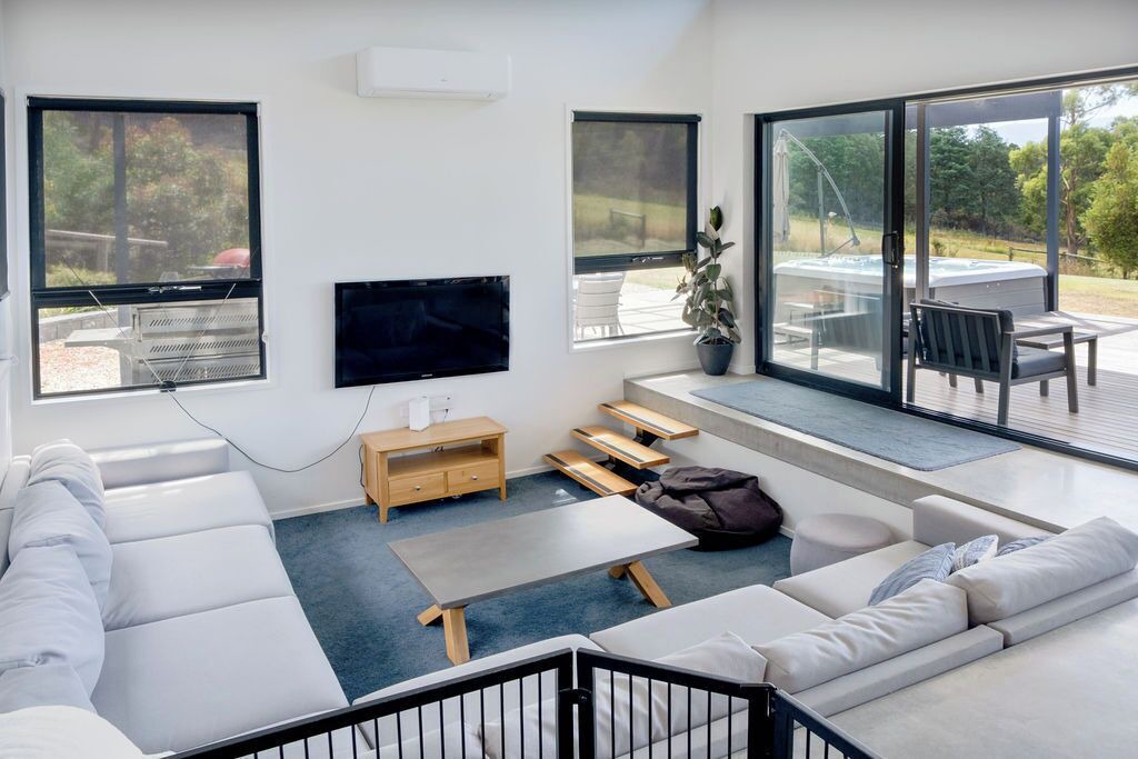 Photo of Livingroom in Lower Snug