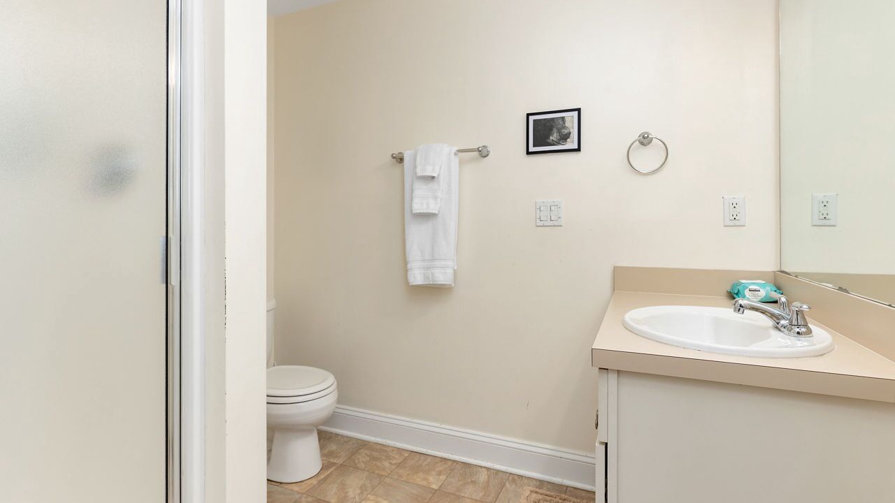 Photo of Bathroom in Pedlars Edge