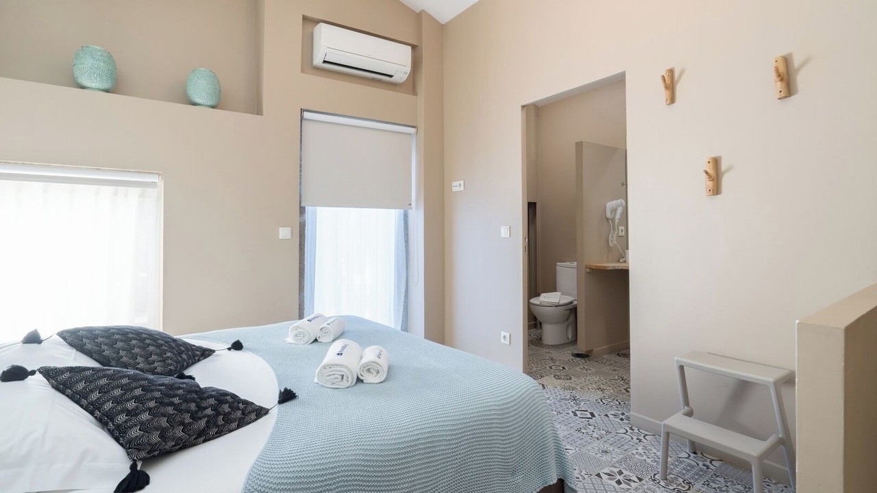 Photo of Bedroom in Lordelo do Ouro e Massarelos