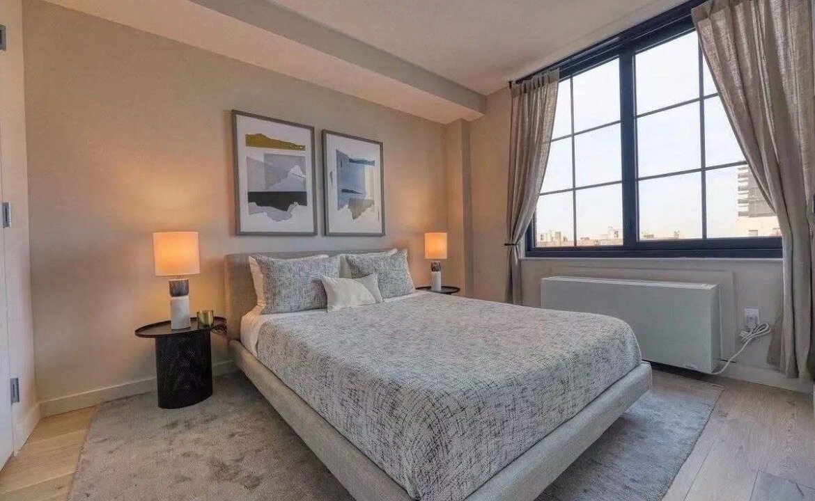Photo of Bedroom in Murray Hill