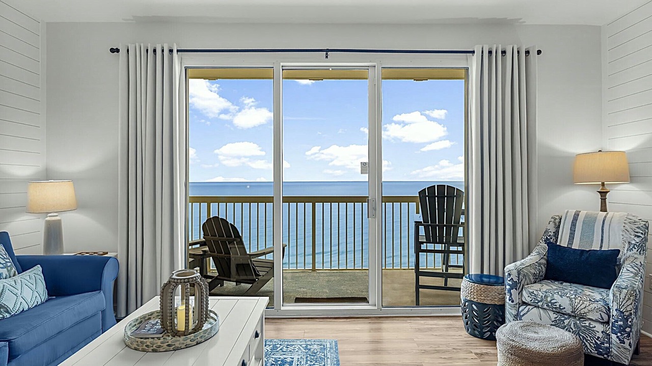 Photo of Livingroom in Miramar Beach