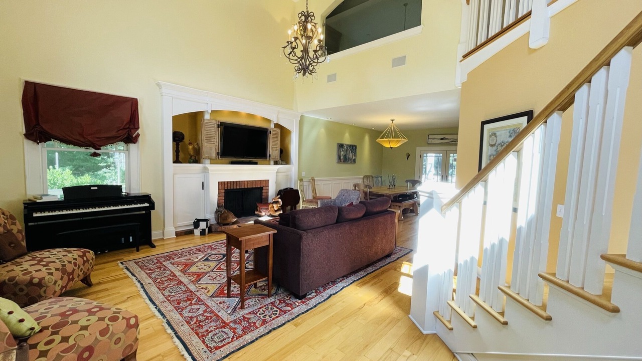 Photo of Livingroom in Three Oaks