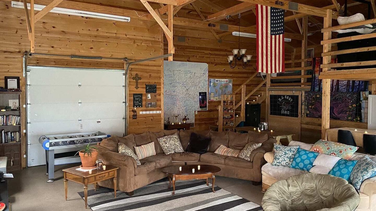 Photo of Livingroom in Leroy
