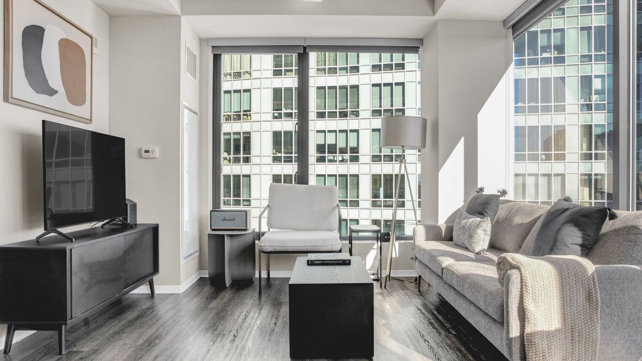 Photo of Livingroom in Theatre District