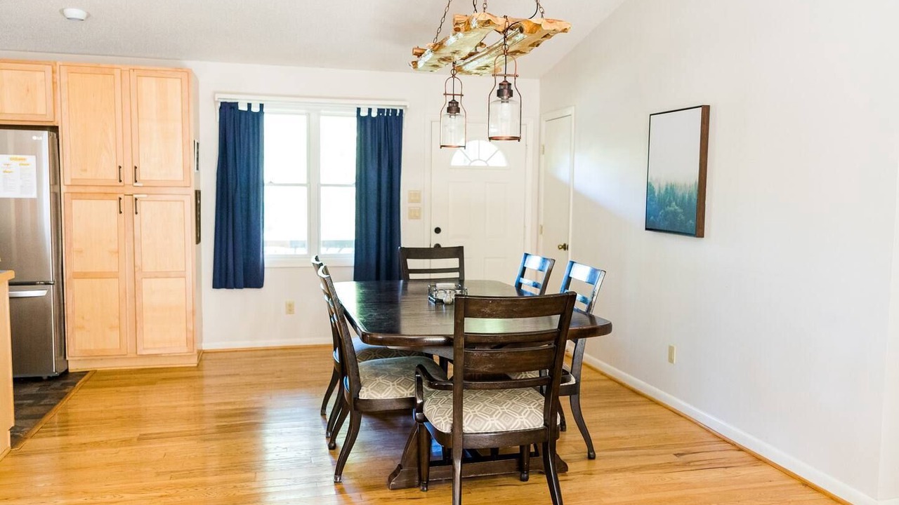 Photo of Bedroom in Massanutten