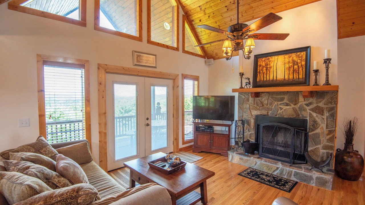 Photo of Livingroom in Piney Creek