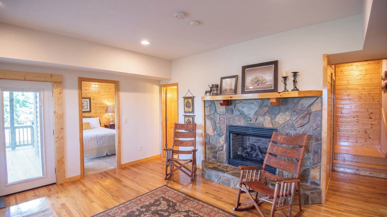 Photo of Livingroom in Piney Creek