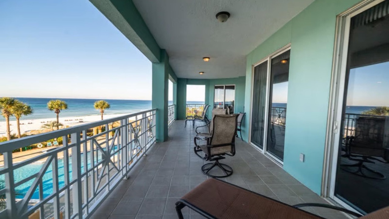 Photo of Patio Balcony in Silver Sands Beach