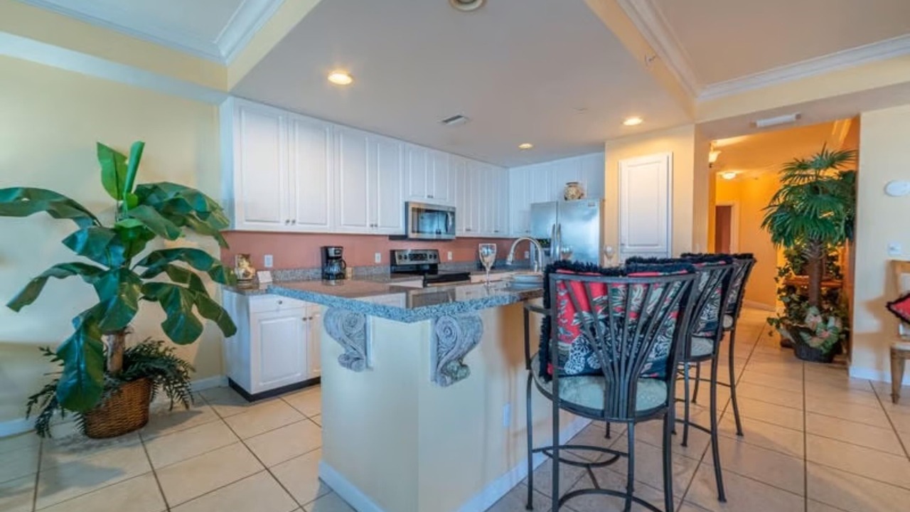 Photo of Kitchen in Silver Sands Beach