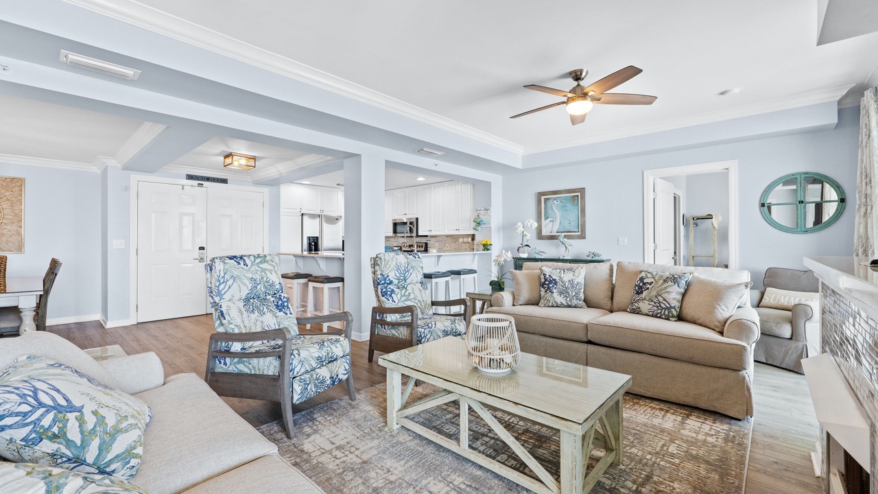 Photo of Livingroom in Silver Sands Beach