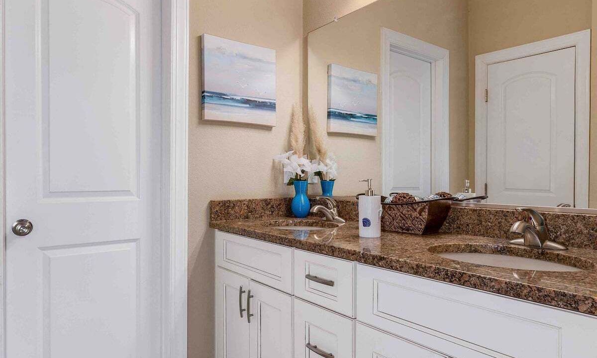 Photo of Bathroom in Buckroe Beach