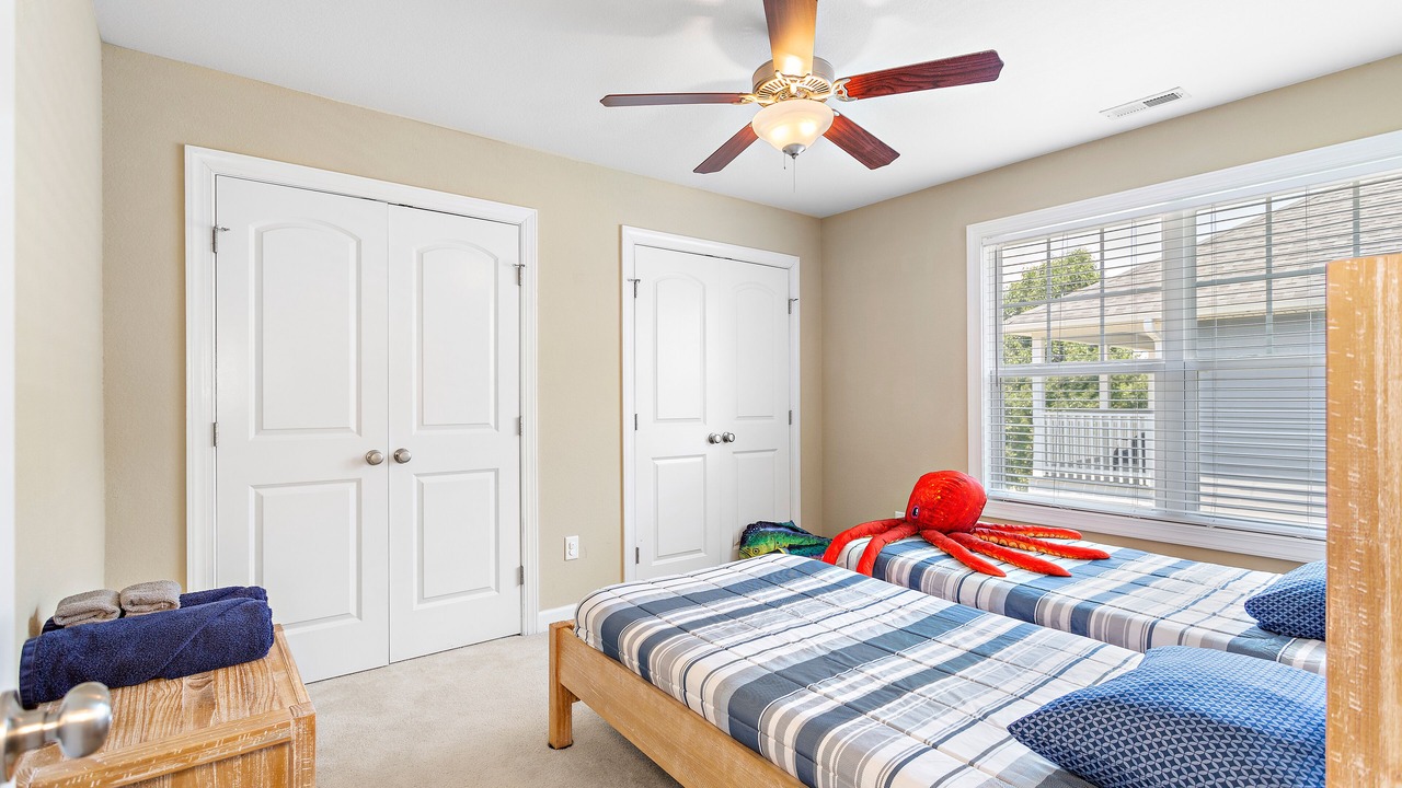 Photo of Bedroom in Buckroe Beach