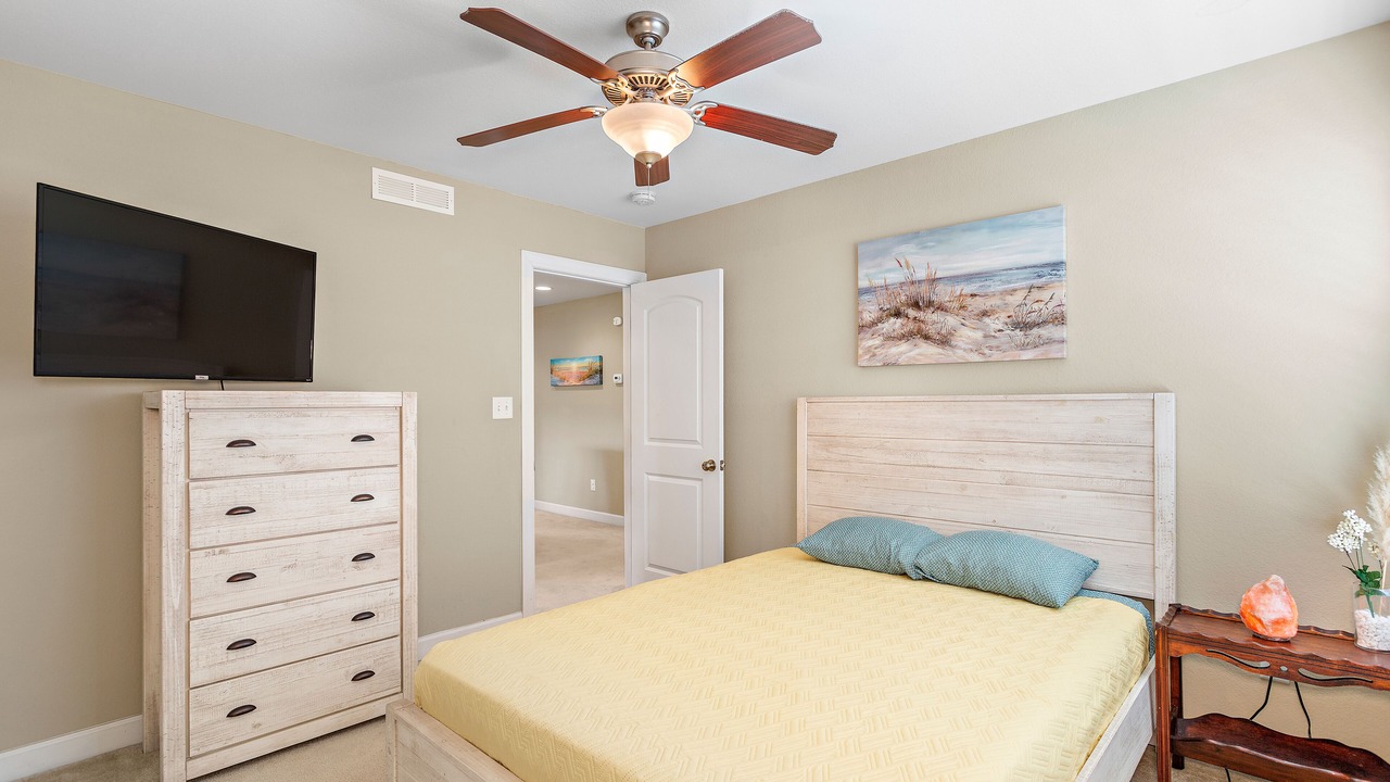Photo of Bedroom in Buckroe Beach