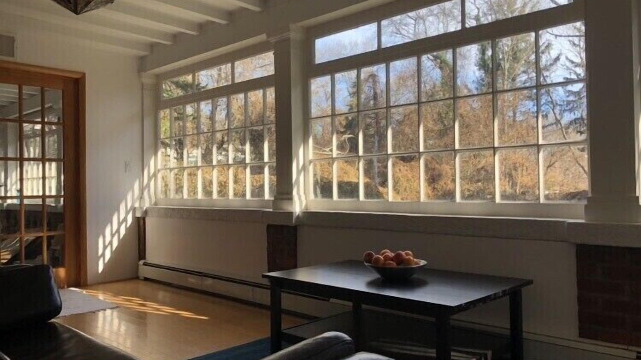 Photo of Livingroom in Glen Cove
