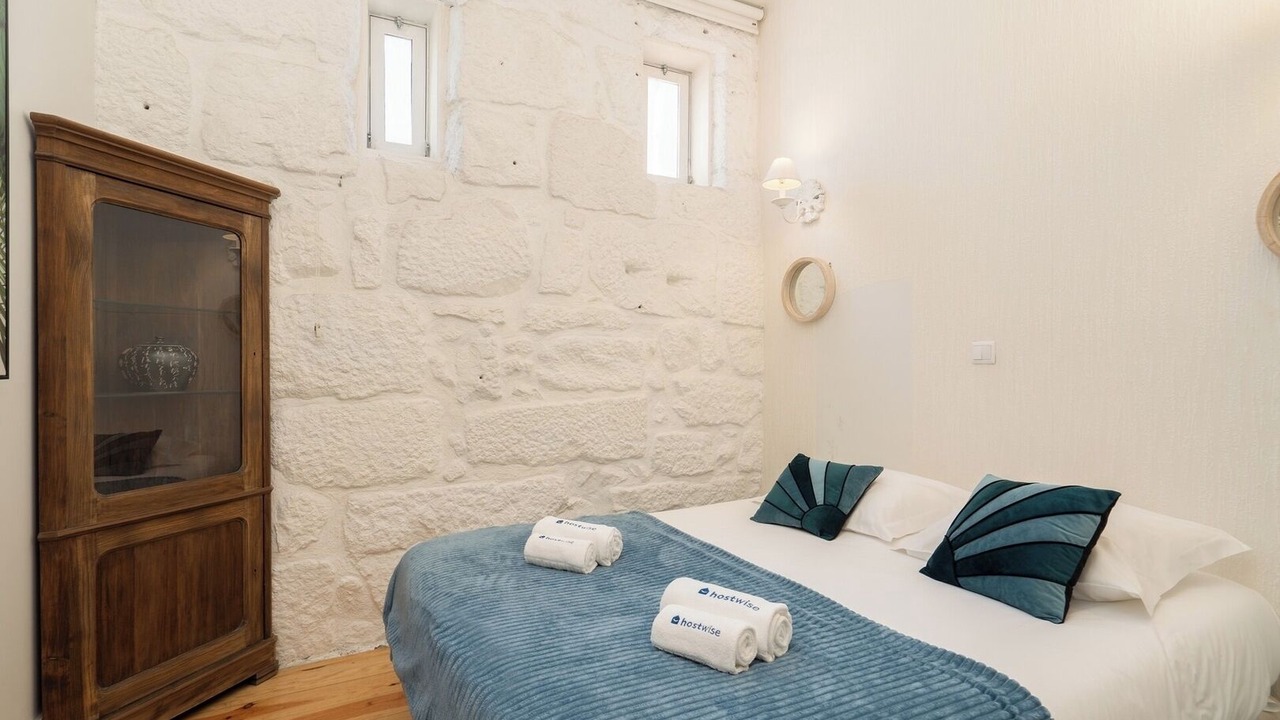 Photo of Bedroom in Lordelo do Ouro e Massarelos