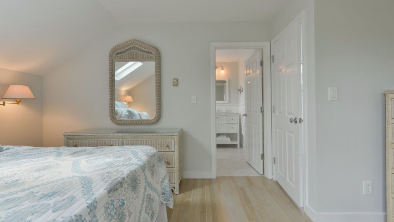 Photo of Bathroom in Tom Nevers