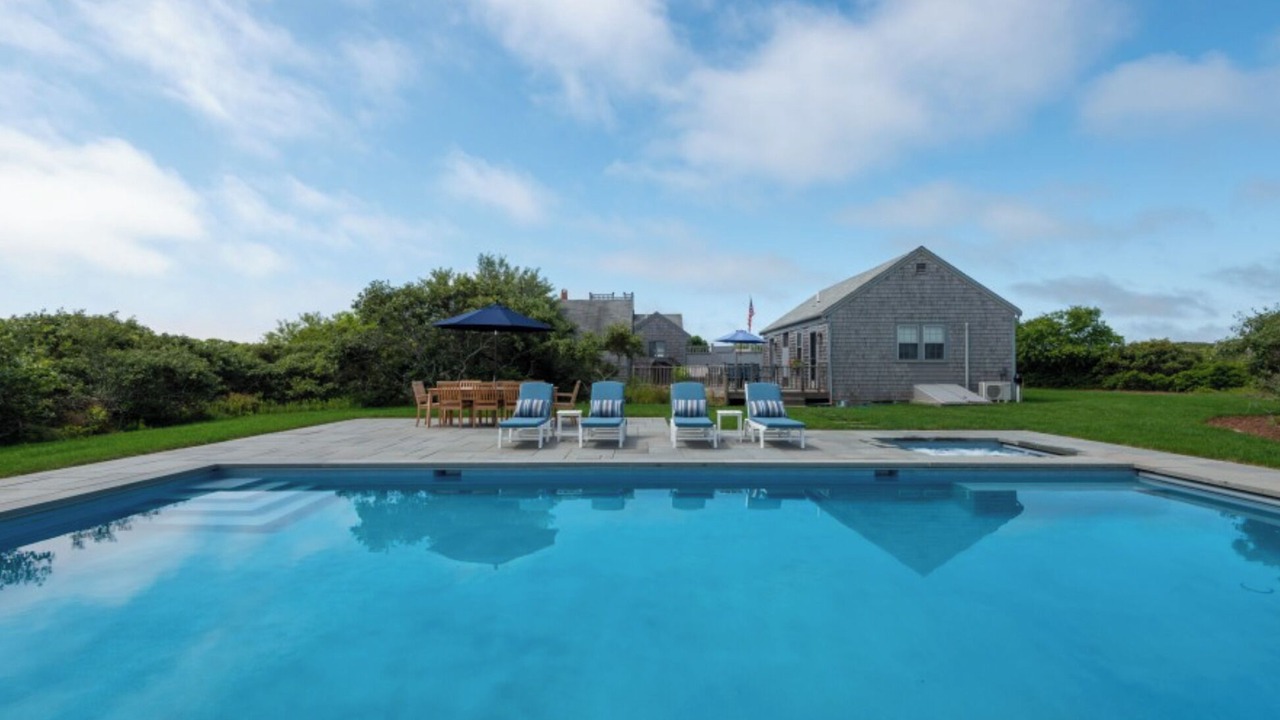 Photo of Outdoor in Tom Nevers