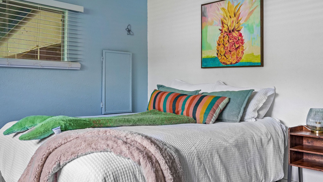 Photo of Bedroom in Weeki Wachee Gardens