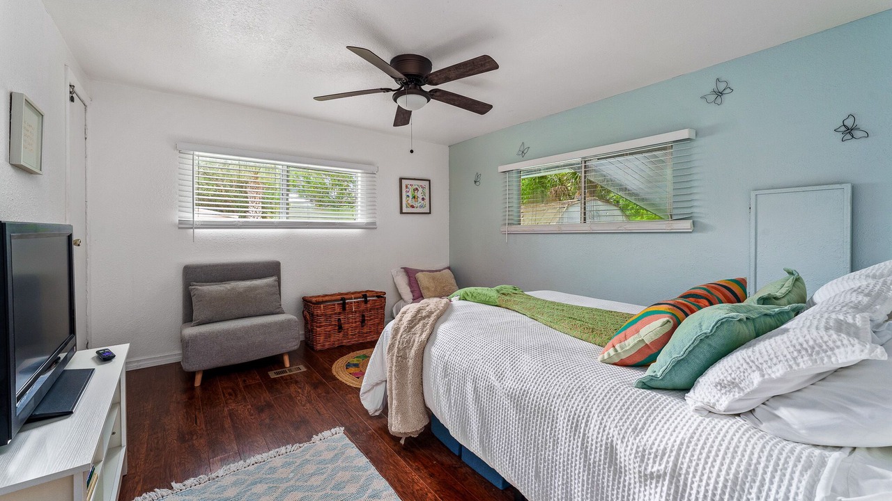 Photo of Bedroom in Weeki Wachee Gardens