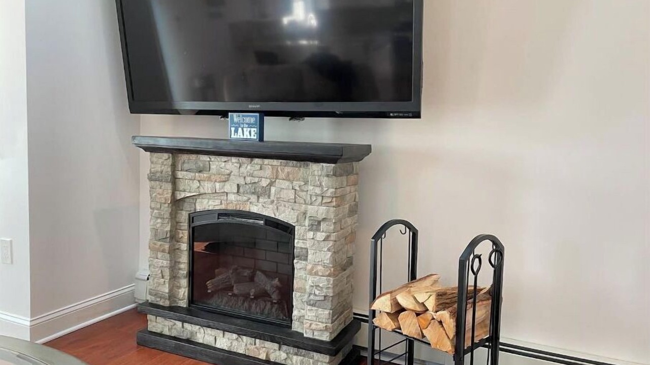 Photo of Livingroom in Hopatcong