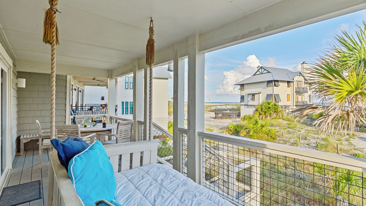Photo of Patio Balcony in Grayton Beach