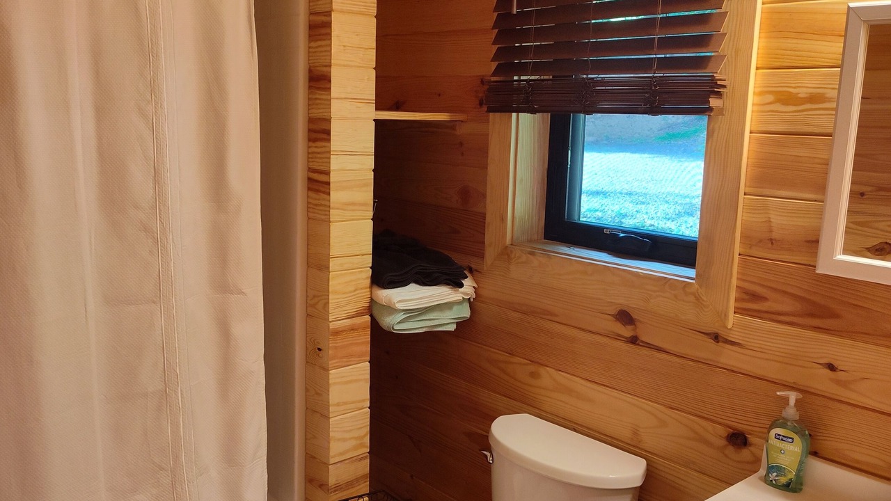 Photo of Bathroom in Faber