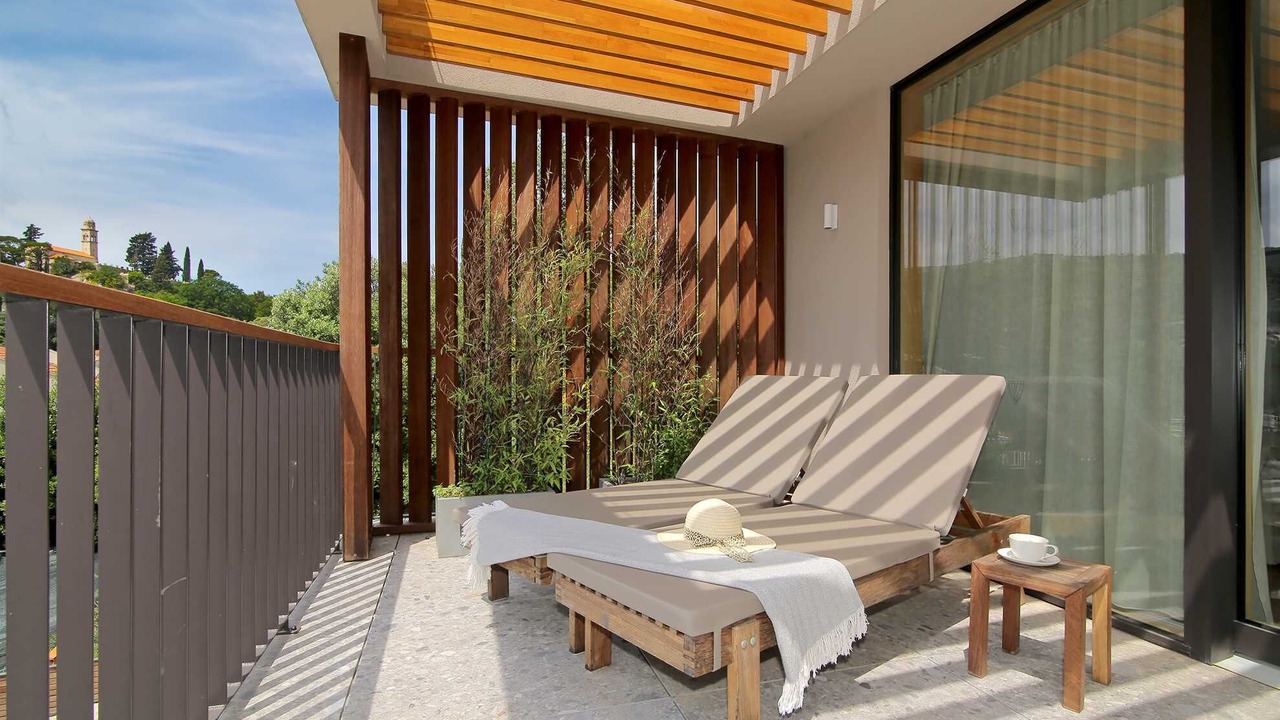 Photo of Patio Balcony in Rozat