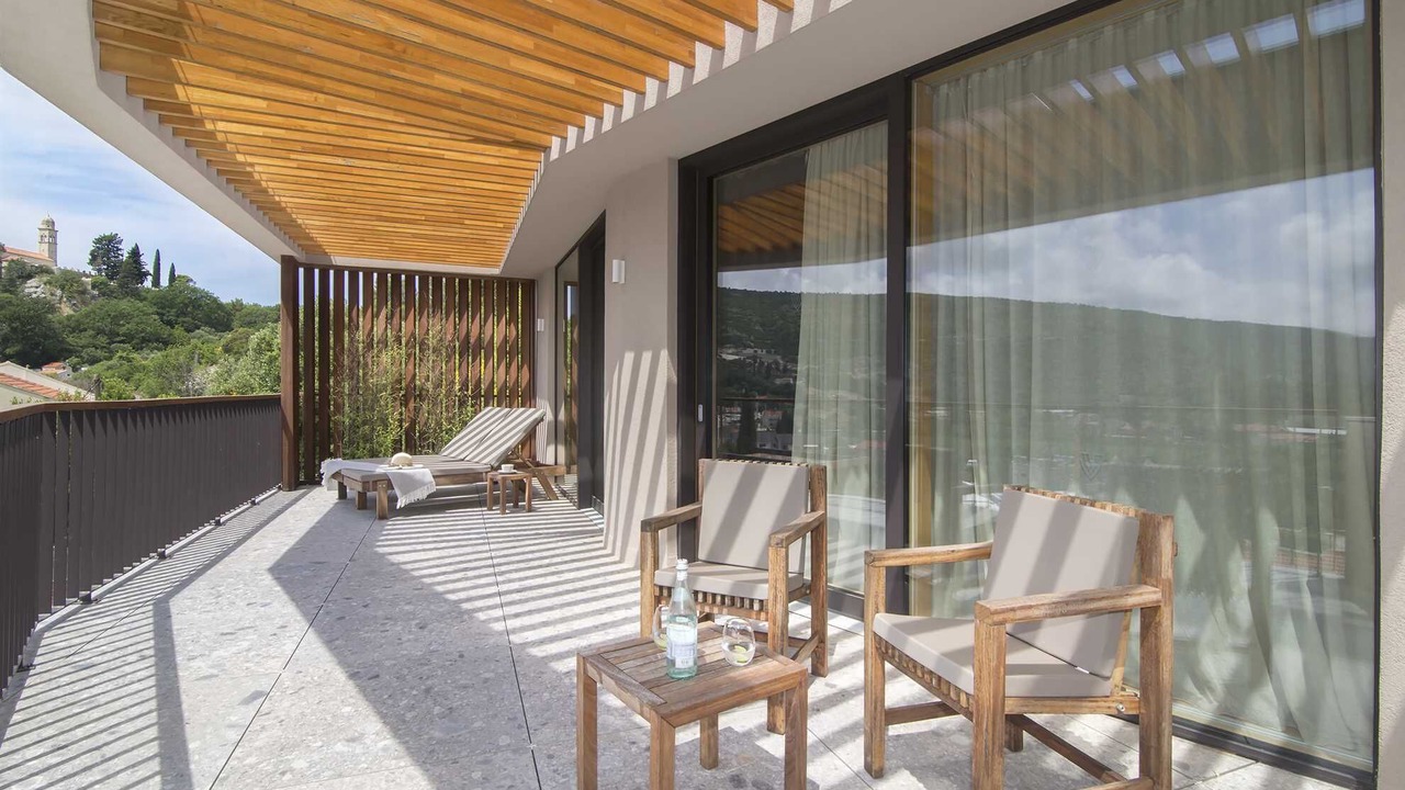 Photo of Patio Balcony in Rozat