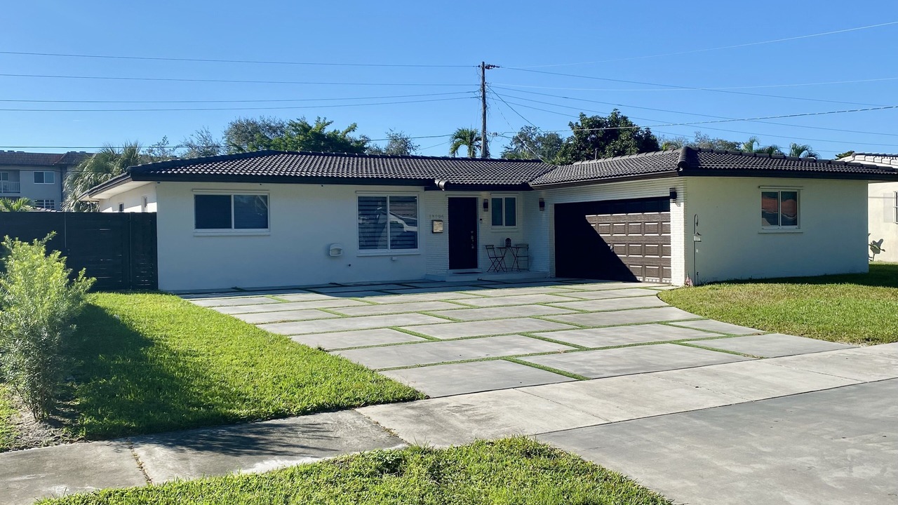 Photo of Outdoor in Miami Lakes