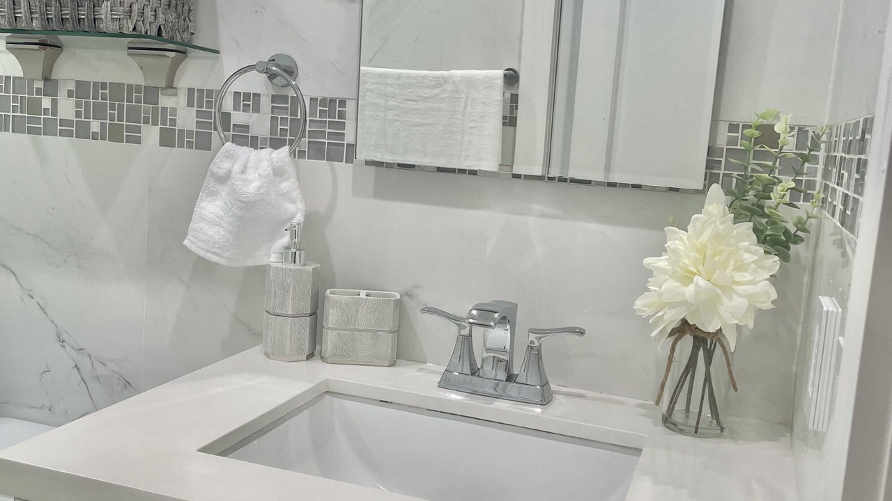 Photo of Bathroom in Miami Lakes