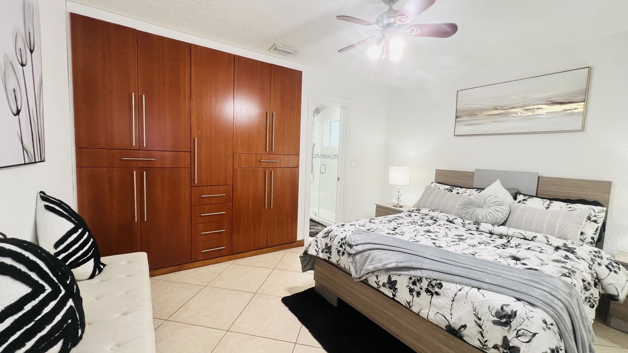 Photo of Bedroom in Miami Lakes