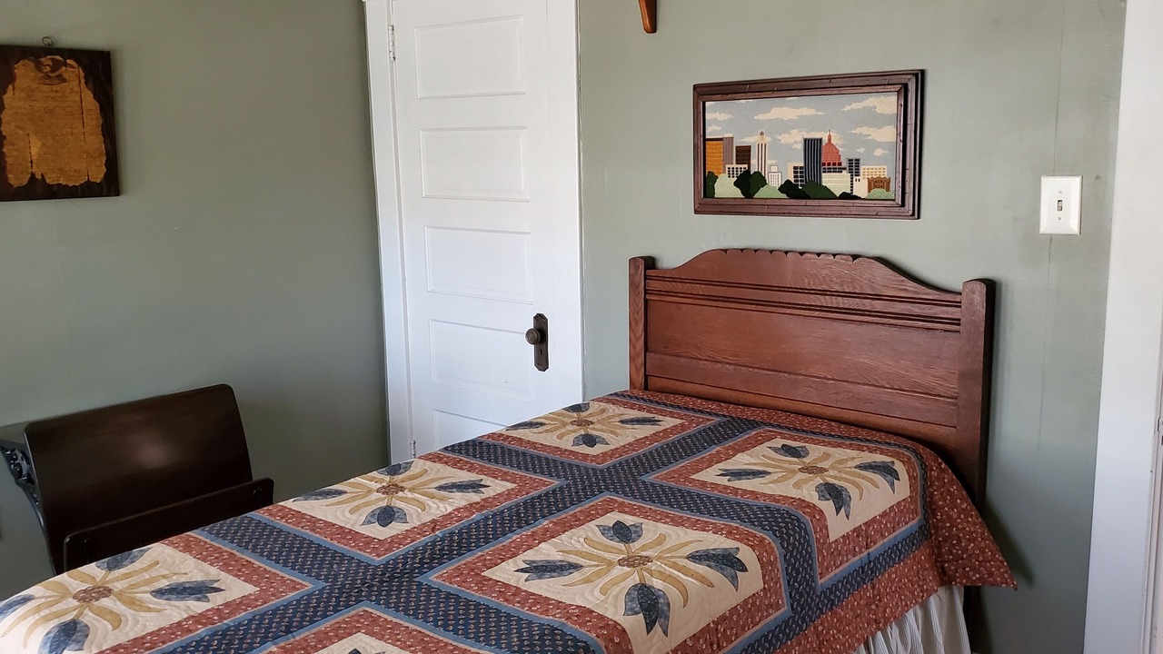 Photo of Bedroom in Yorktown