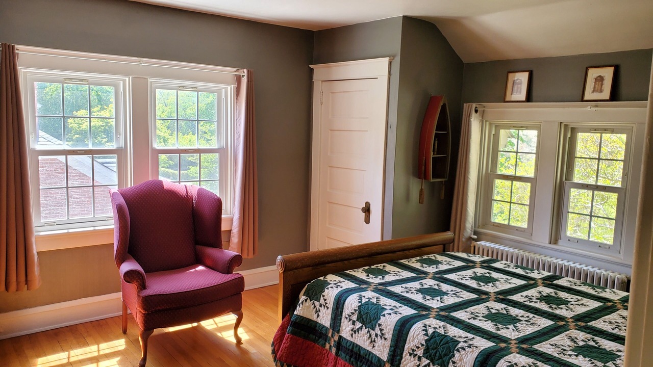 Photo of Bedroom in Yorktown