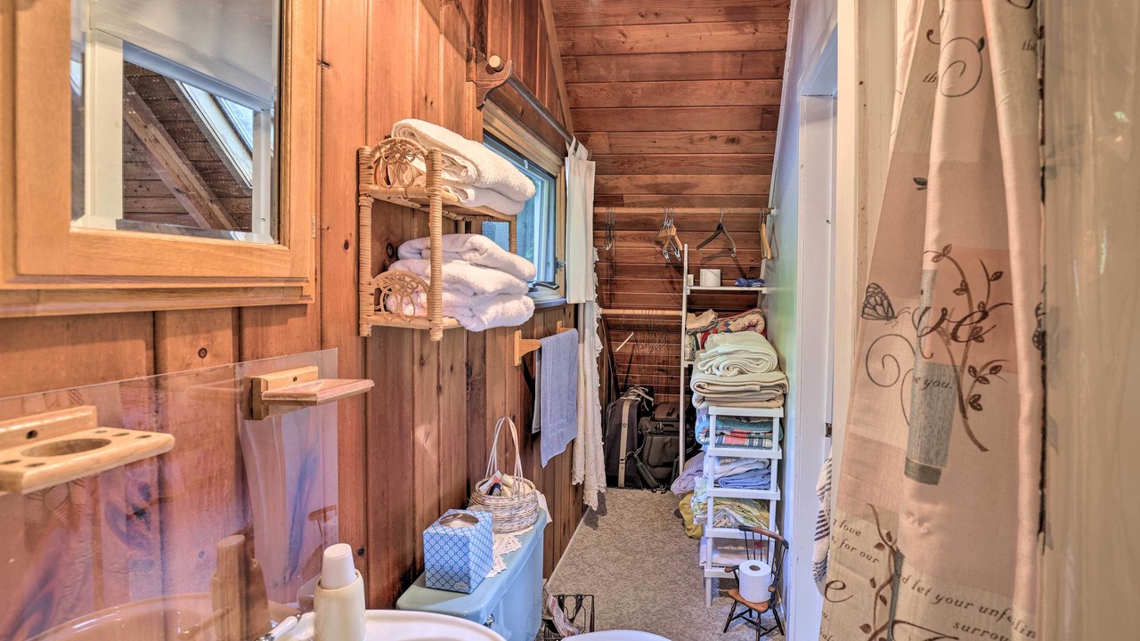 Photo of Bathroom in Lodi