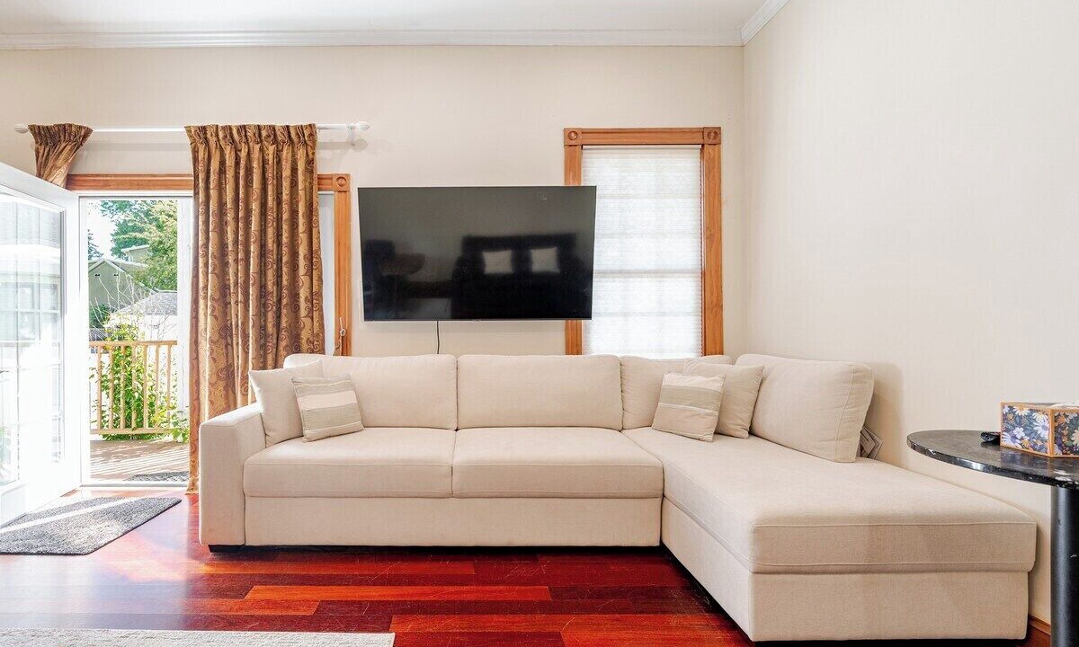 Photo of Livingroom in Inman Square
