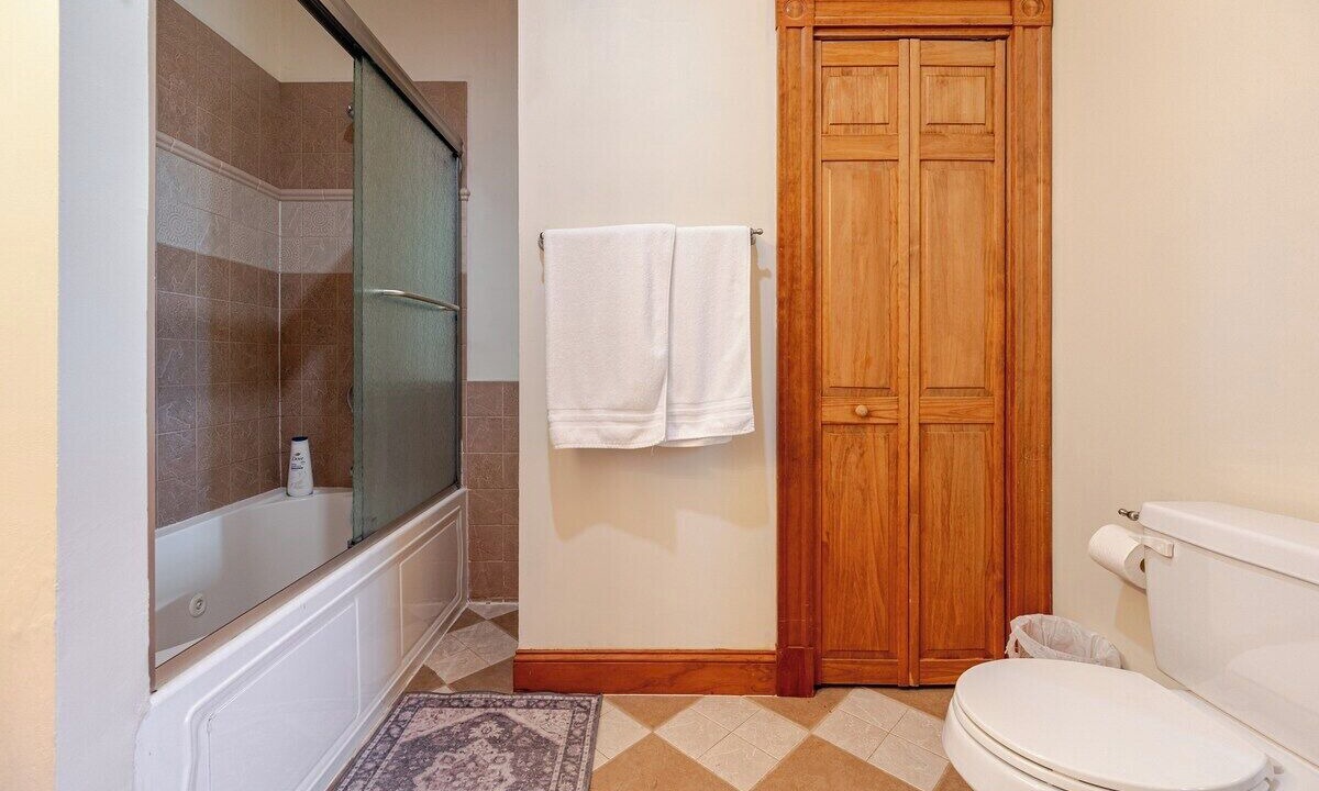 Photo of Bathroom in Inman Square