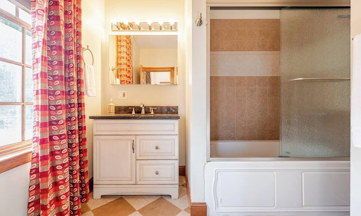 Photo of Bathroom in Inman Square
