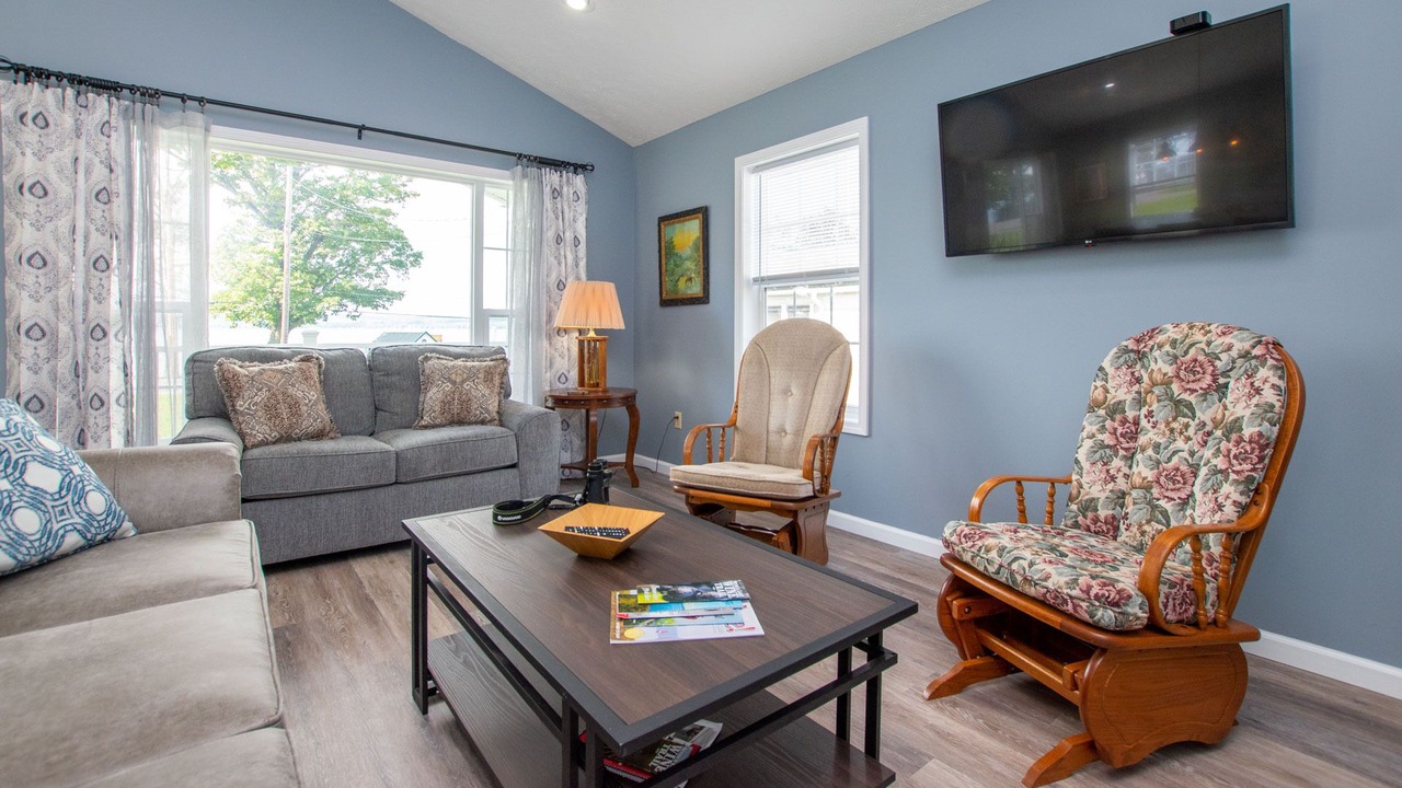 Photo of Livingroom in Town of Varick