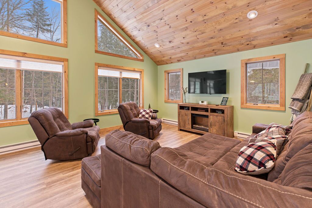 Photo of Livingroom in Inlet