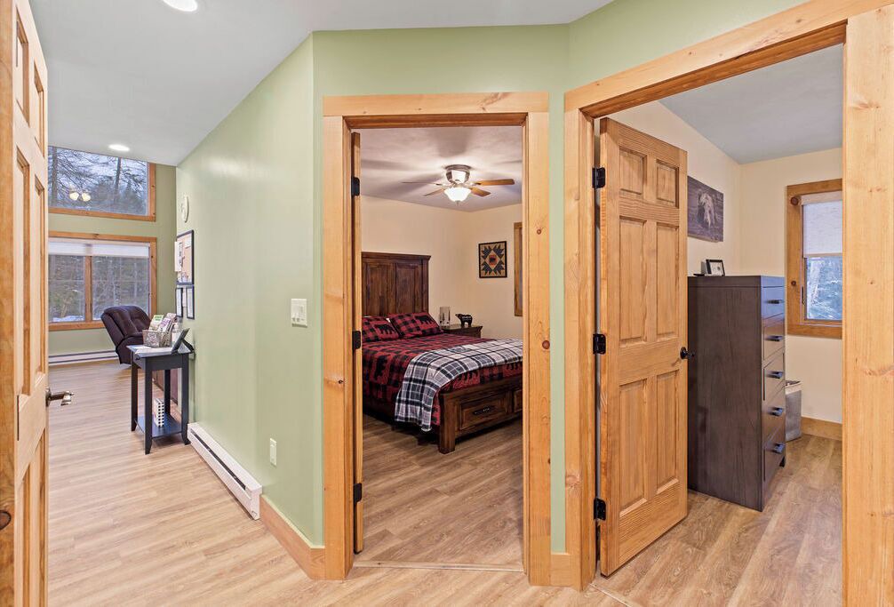 Photo of Bedroom in Inlet