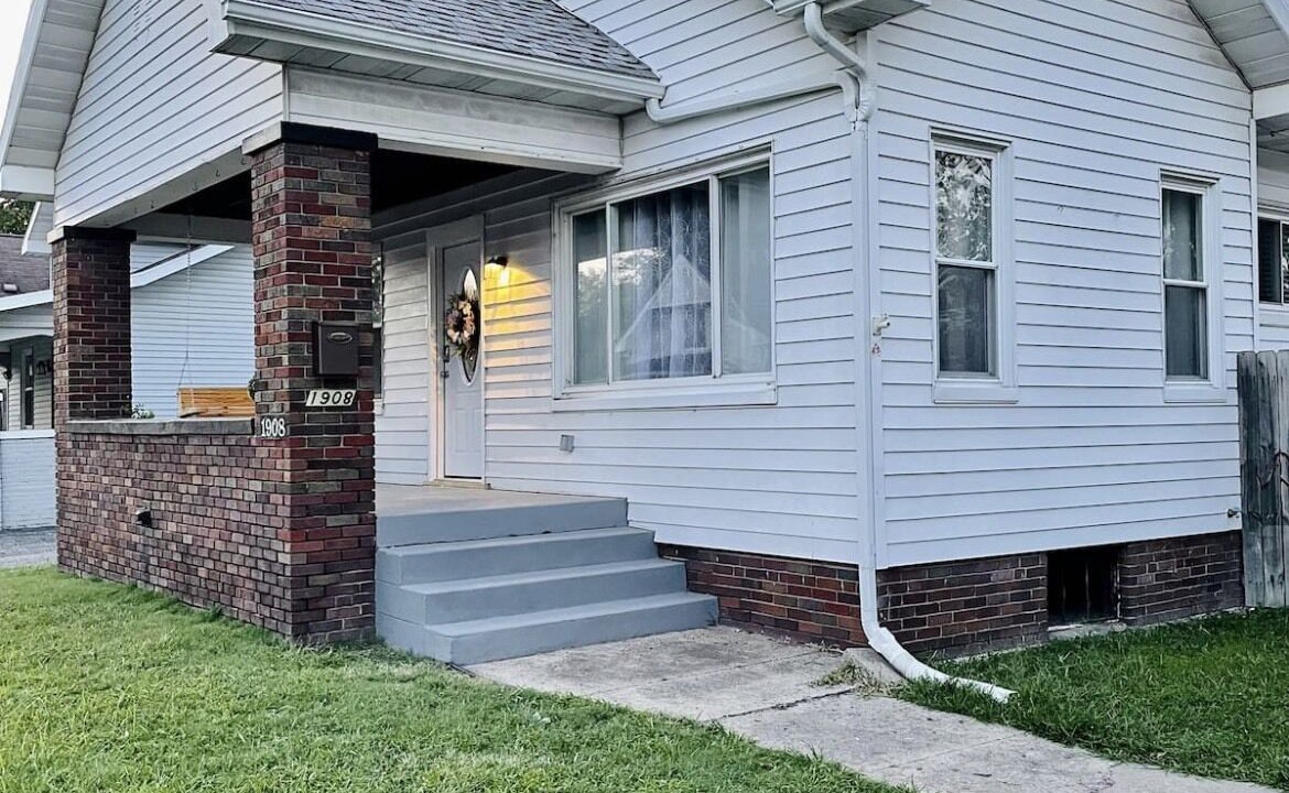 Photo of Outdoor in Evansville