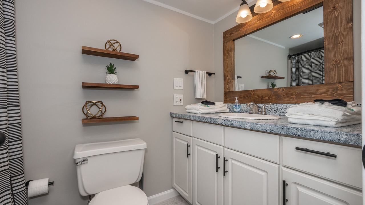 Photo of Bathroom in East Price Hill